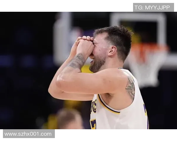 湖人对决热火全场精彩回顾与赛后分析,谁能笑到最后 湖人对决热火全场精彩回顾与赛后分析,谁能笑到最后