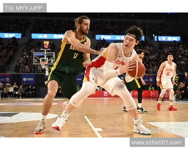 美国男篮与加拿大男篮激战正酣争夺篮球荣耀的巅峰对决 美国男篮与加拿大男篮激战正酣争夺篮球荣耀的巅峰对决