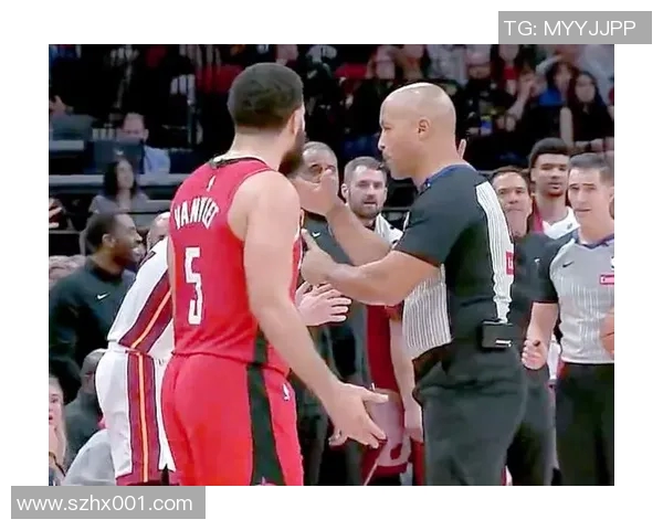 火箭队与热火队精彩对决中文回放全程回顾与精彩瞬间分析