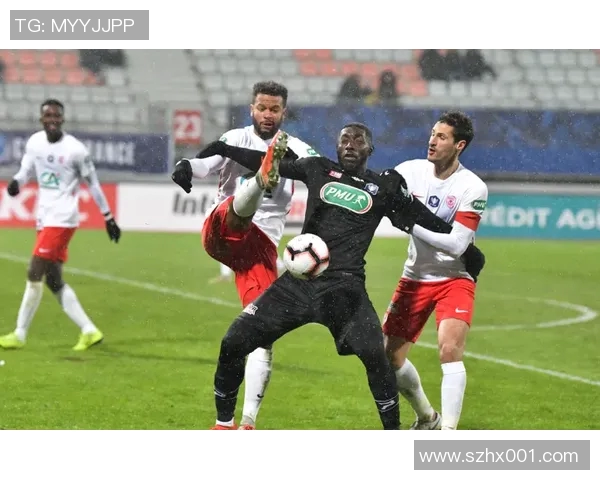 克莱蒙与索肖对决前瞻分析双方状态与战术布局探讨